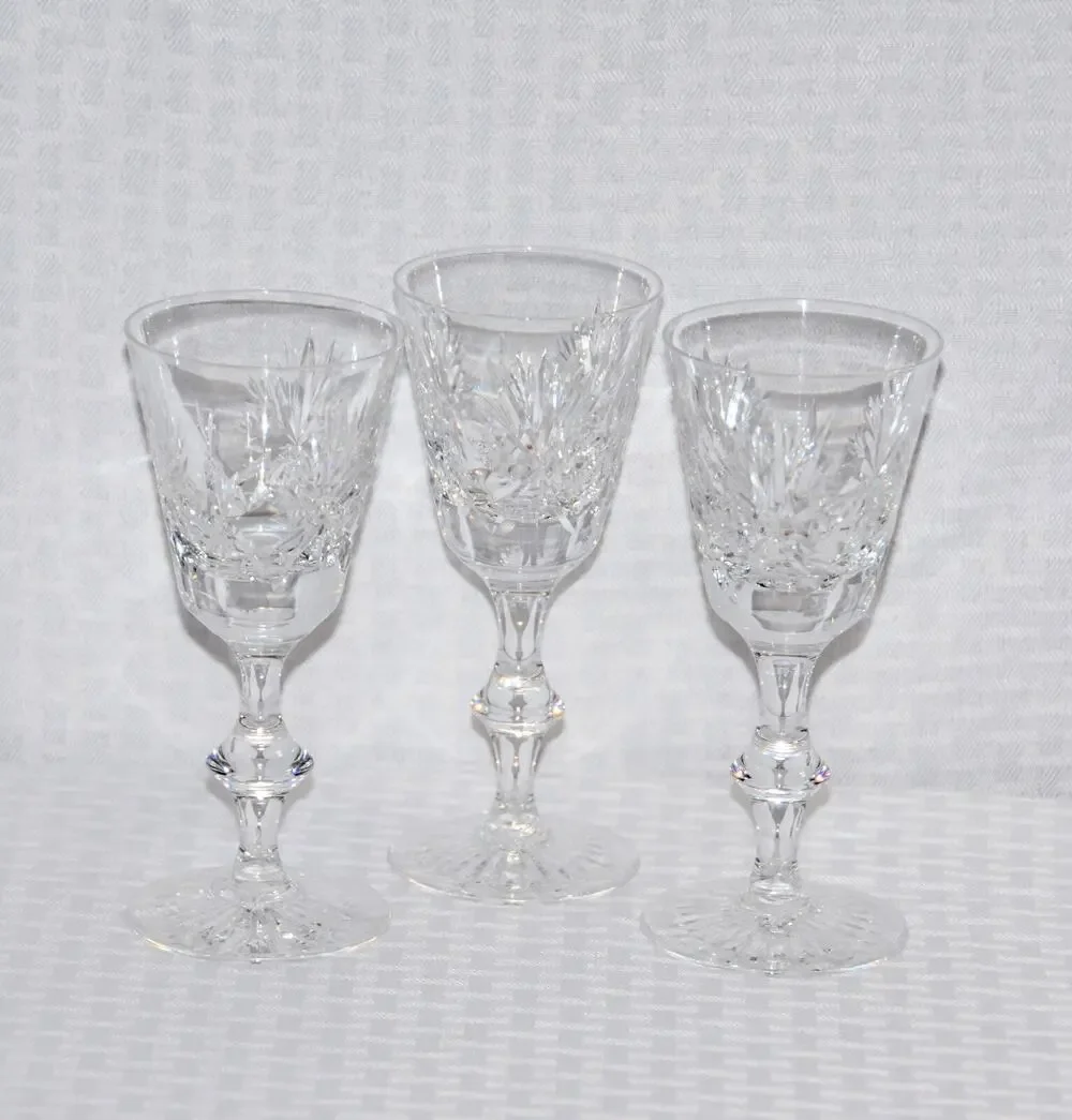 Vintage crystal Cut Glass Star of Edinburgh Scotland wine glasses x-3
